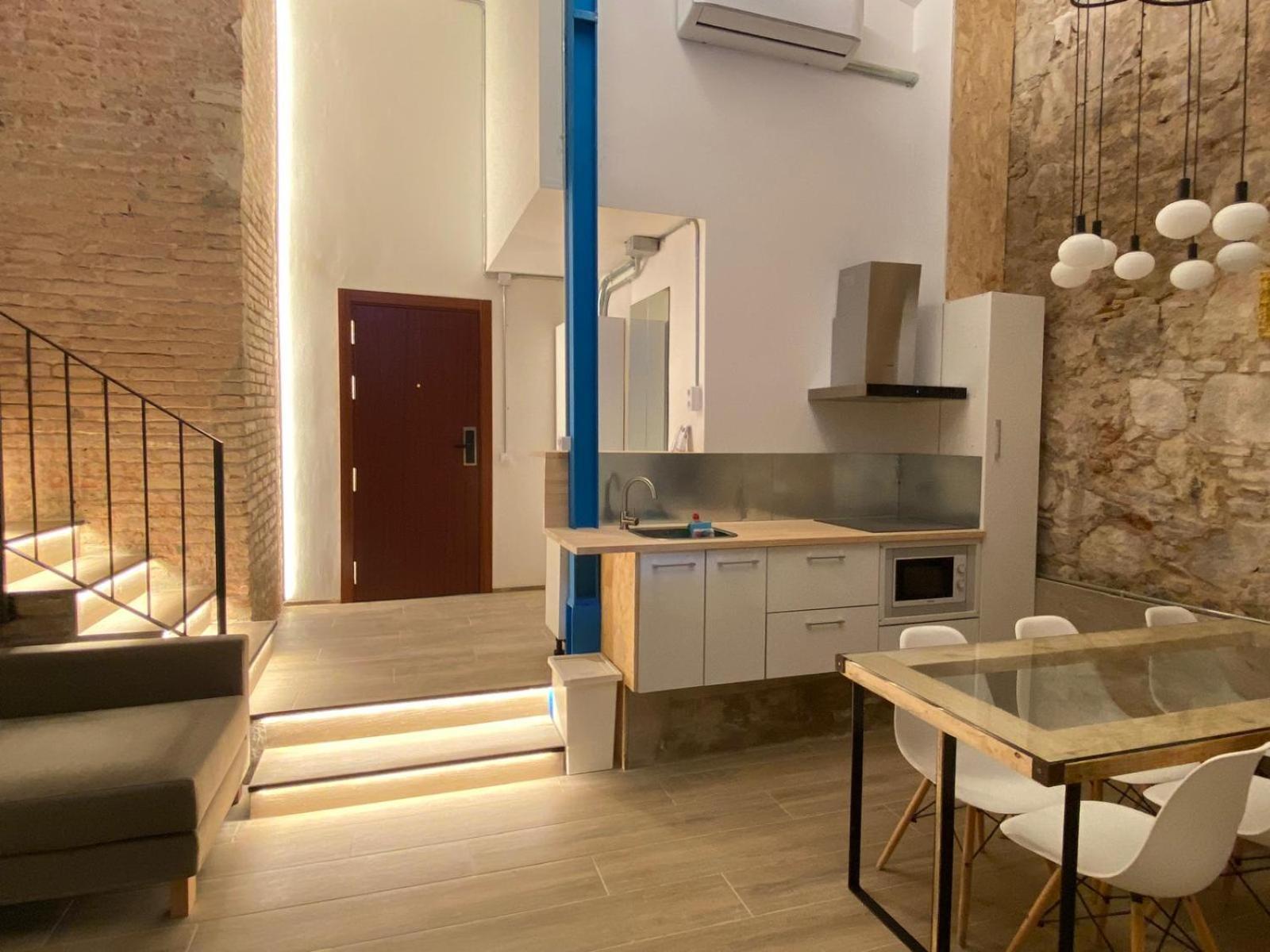Happy People Sagrada Familia Apartments Barcelona Exterior photo